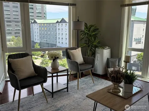 699 John Street Seattle WA 98109