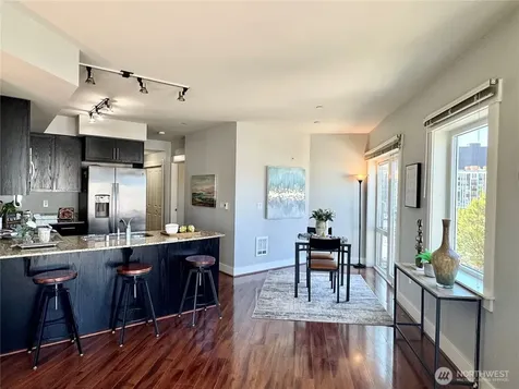 699 John Street Seattle WA 98109