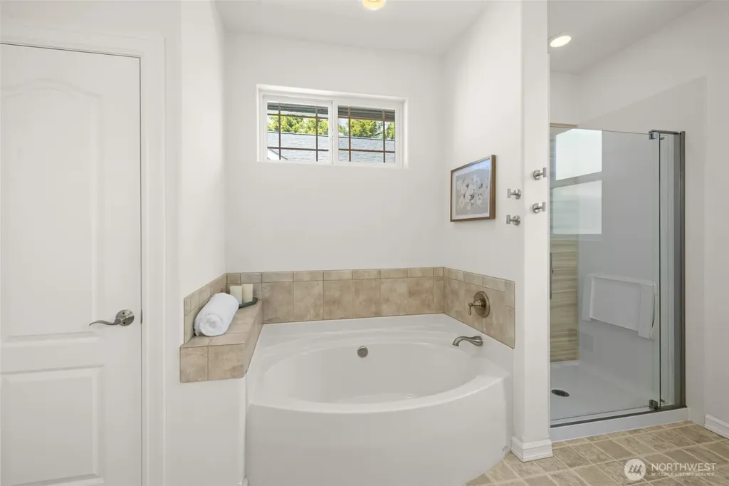 646 W Summer Breeze Lane Sequim WA 98382