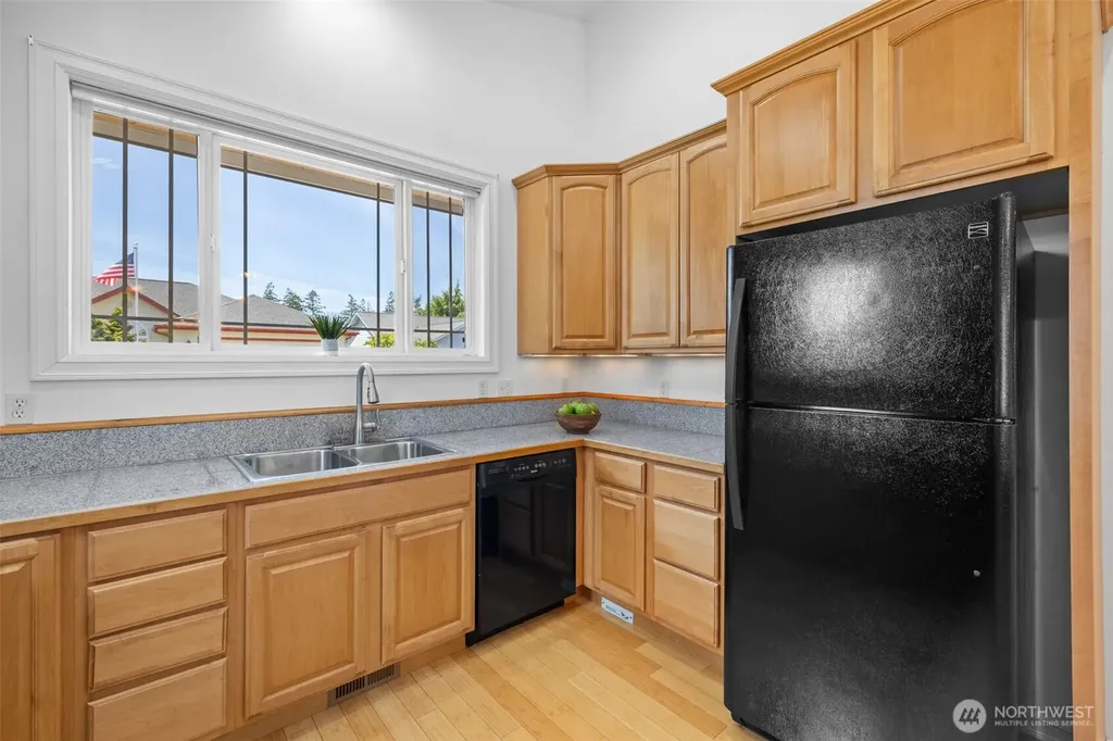 646 W Summer Breeze Lane Sequim WA 98382