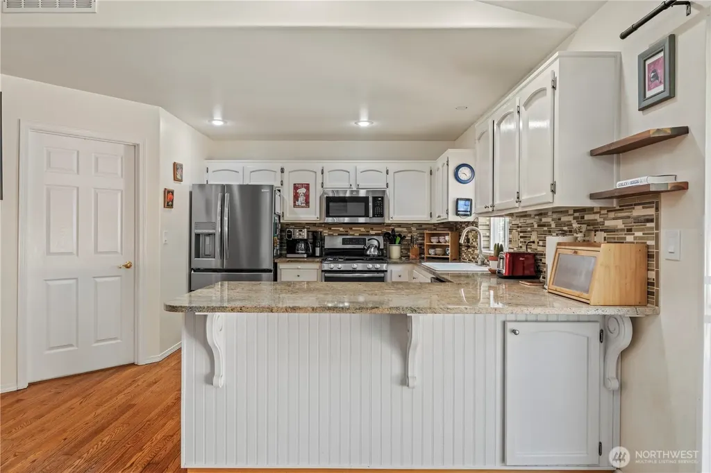 2005 SW Rosario Place Oak Harbor WA 98277