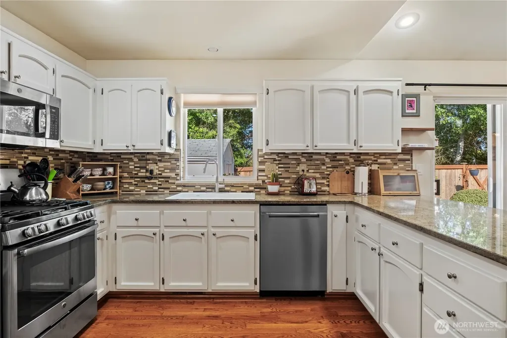 2005 SW Rosario Place Oak Harbor WA 98277