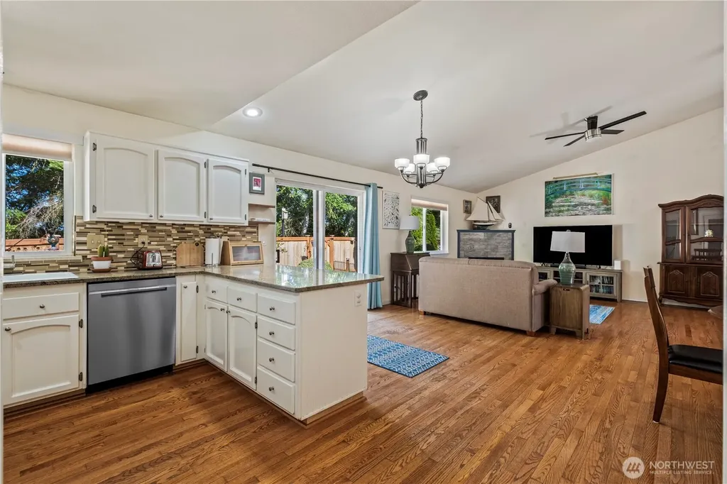 2005 SW Rosario Place Oak Harbor WA 98277