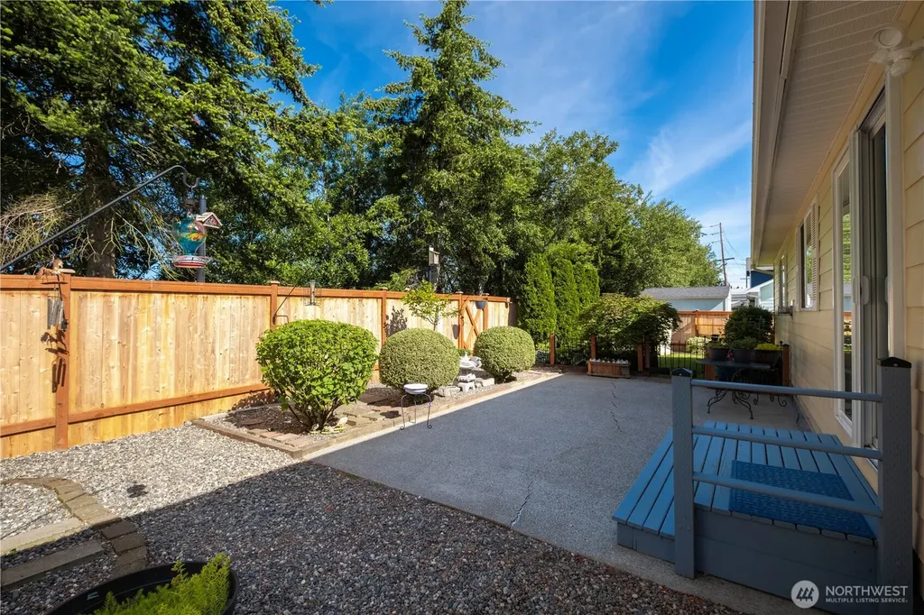 2005 SW Rosario Place Oak Harbor WA 98277