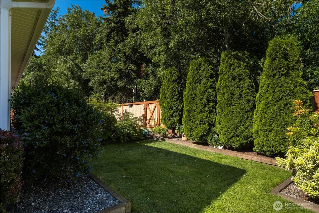 2005 SW Rosario Place Oak Harbor WA 98277