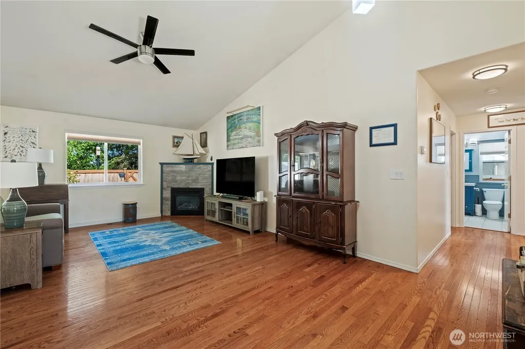 2005 SW Rosario Place Oak Harbor WA 98277