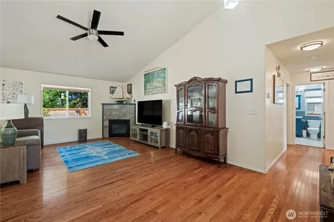 2005 SW Rosario Place Oak Harbor WA 98277