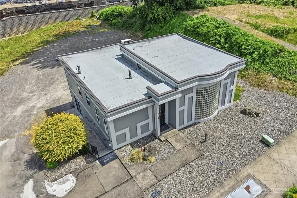 1715 Meridian Avenue E Edgewood WA 98371
