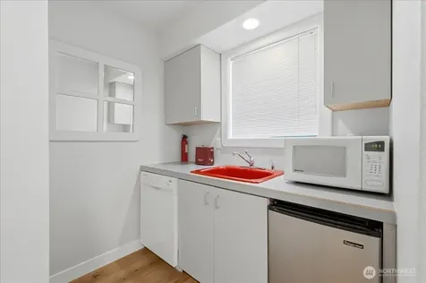 1715 Meridian Avenue E Edgewood WA 98371