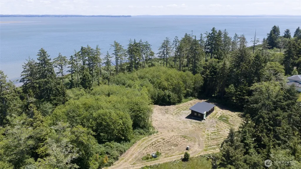 125 Damon Road Hoquiam WA 98550