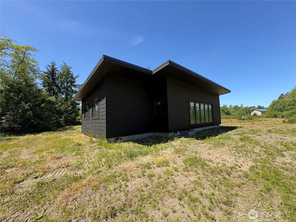 125 Damon Road Hoquiam WA 98550