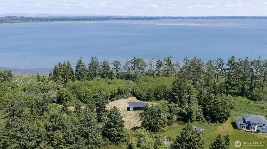 125 Damon Road Hoquiam WA 98550