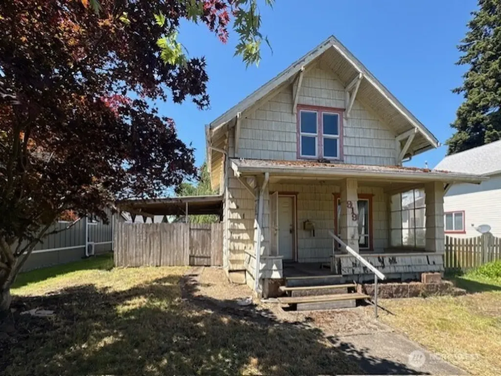 919 E Street Centralia WA 98531