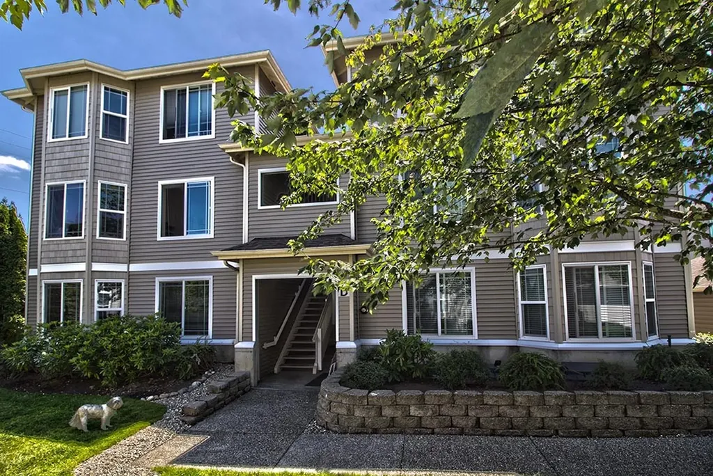 10025 9th Avenue W Everett WA 98204