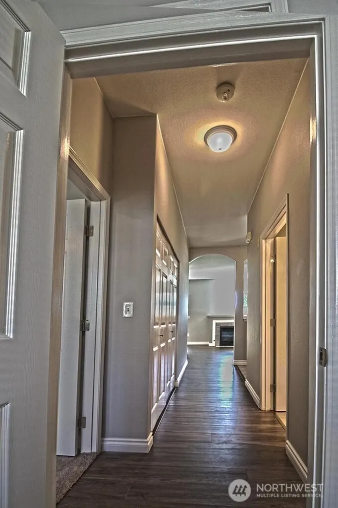 10025 9th Avenue W Everett WA 98204