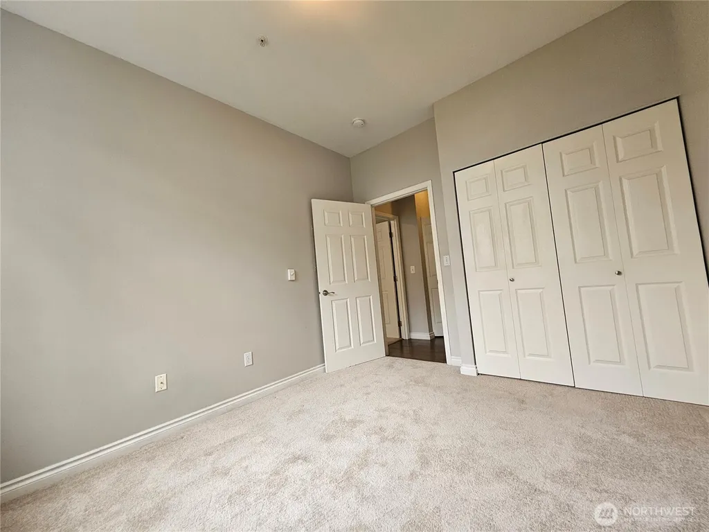 10025 9th Avenue W Everett WA 98204