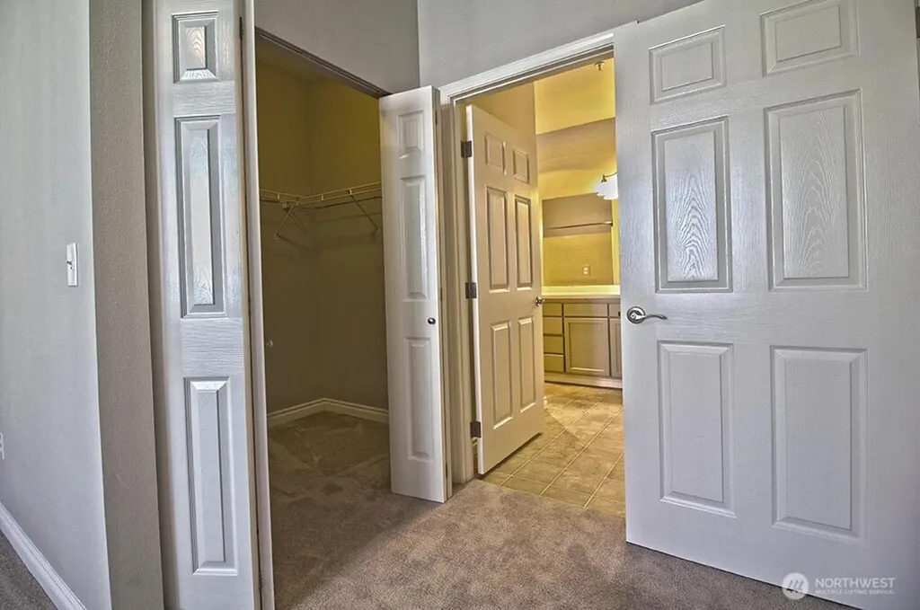 10025 9th Avenue W Everett WA 98204