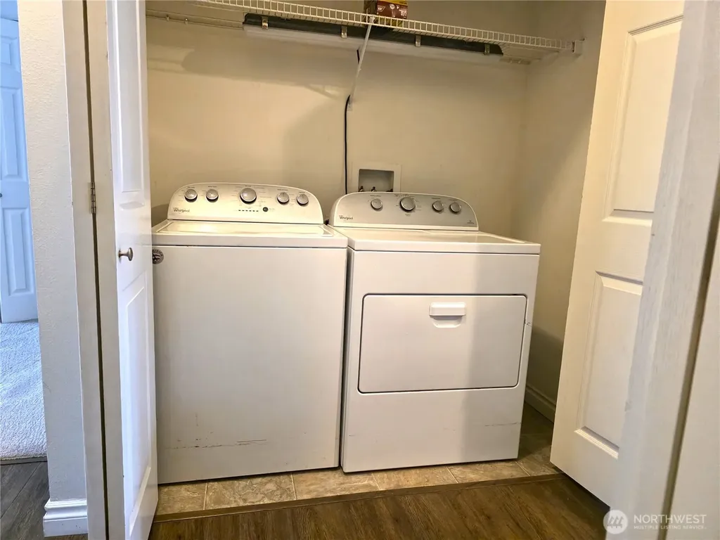 10025 9th Avenue W Everett WA 98204