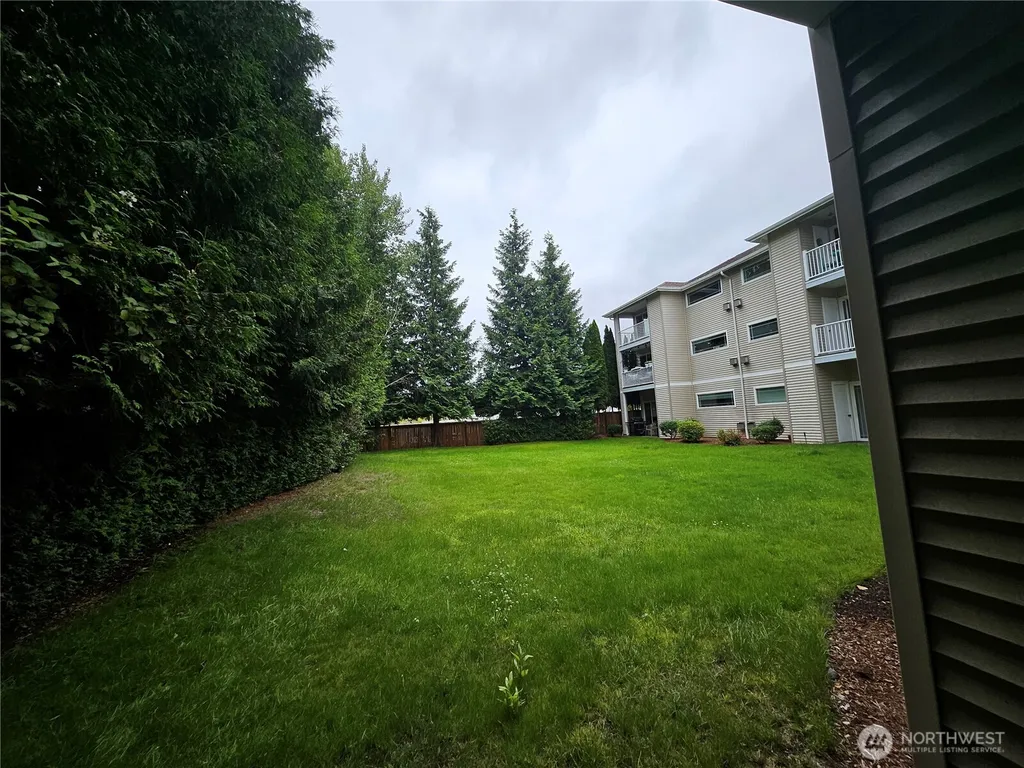 10025 9th Avenue W Everett WA 98204
