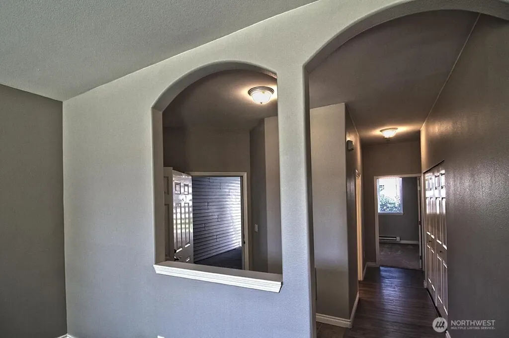 10025 9th Avenue W Everett WA 98204