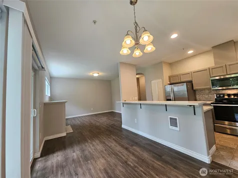 10025 9th Avenue W Everett WA 98204