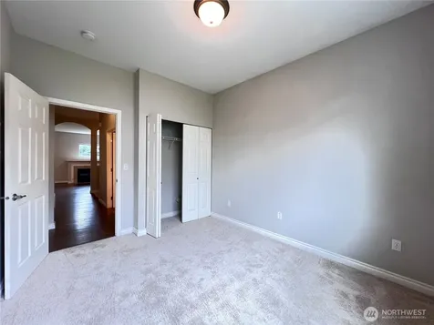 10025 9th Avenue W Everett WA 98204