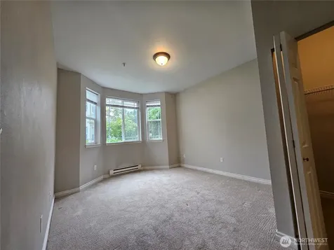 10025 9th Avenue W Everett WA 98204