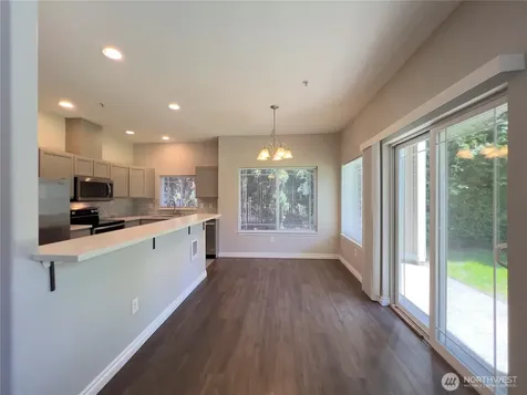 10025 9th Avenue W Everett WA 98204