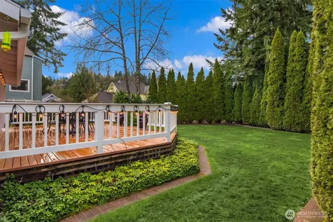 17409 113th Avenue NE Bothell WA 98011