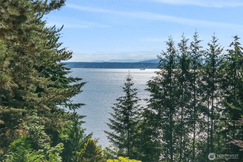 4014 57th Avenue SW Seattle WA 98116