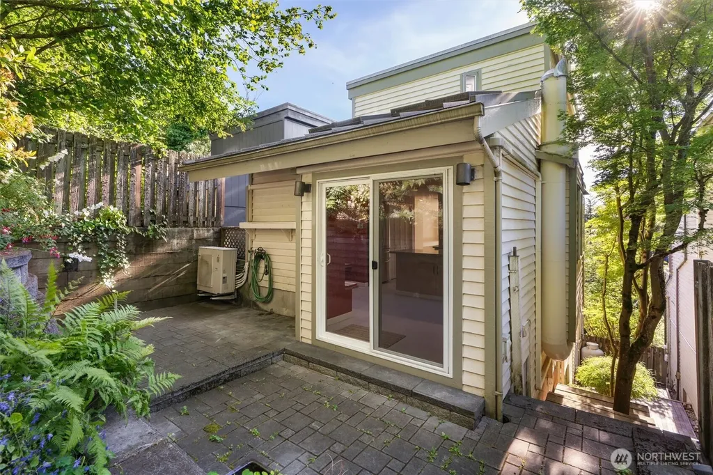 4014 57th Avenue SW Seattle WA 98116
