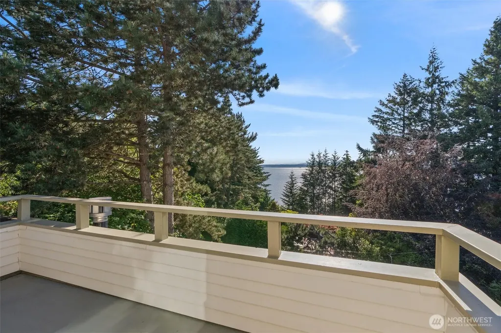 4014 57th Avenue SW Seattle WA 98116