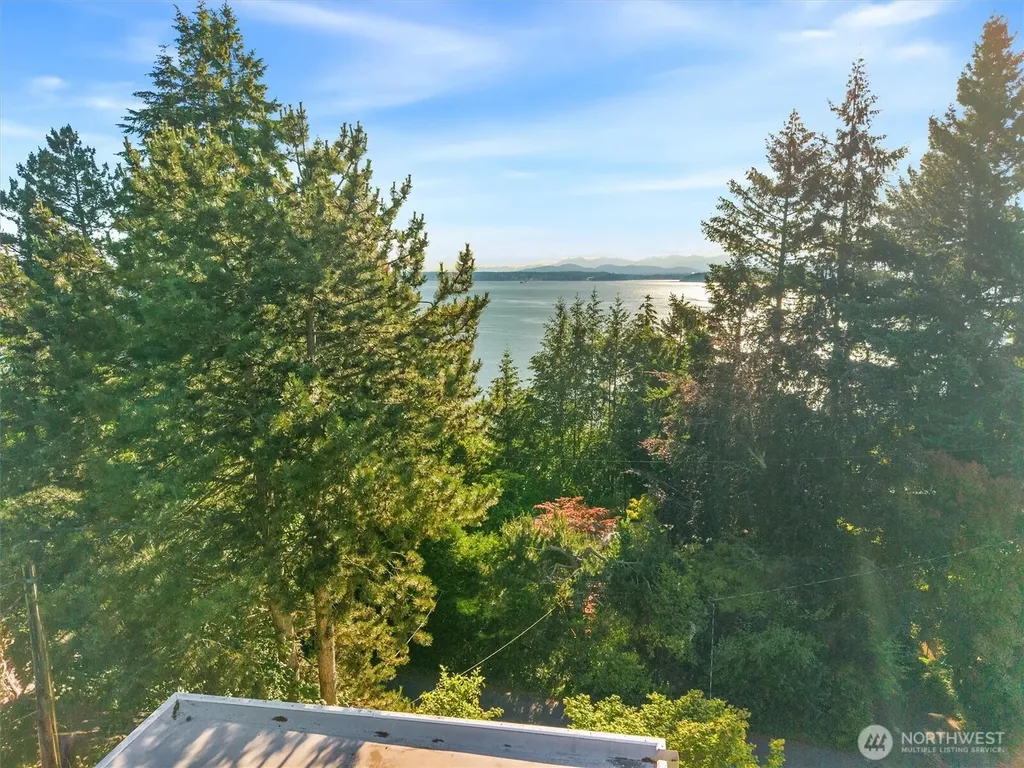 4014 57th Avenue SW Seattle WA 98116