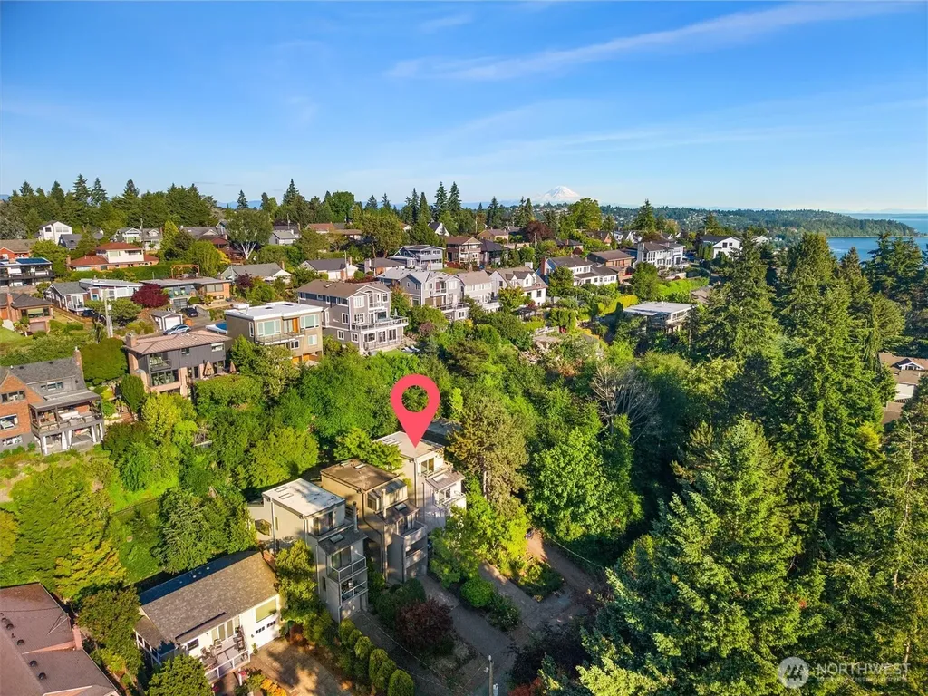 4014 57th Avenue SW Seattle WA 98116