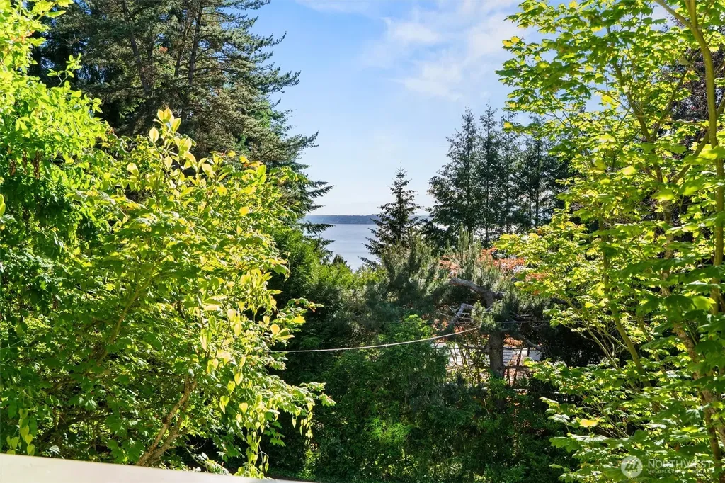4014 57th Avenue SW Seattle WA 98116