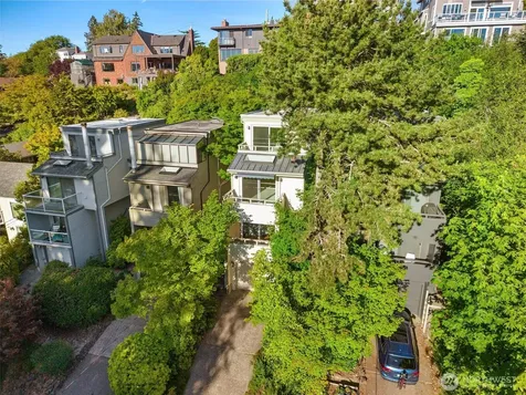 4014 57th Avenue SW Seattle WA 98116