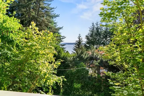 4014 57th Avenue SW Seattle WA 98116