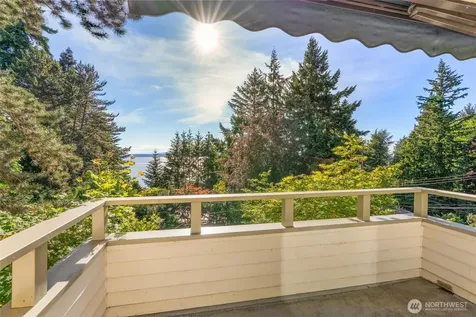 4014 57th Avenue SW Seattle WA 98116
