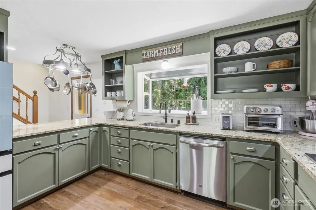 1816 177th Avenue NE Snohomish WA 98290