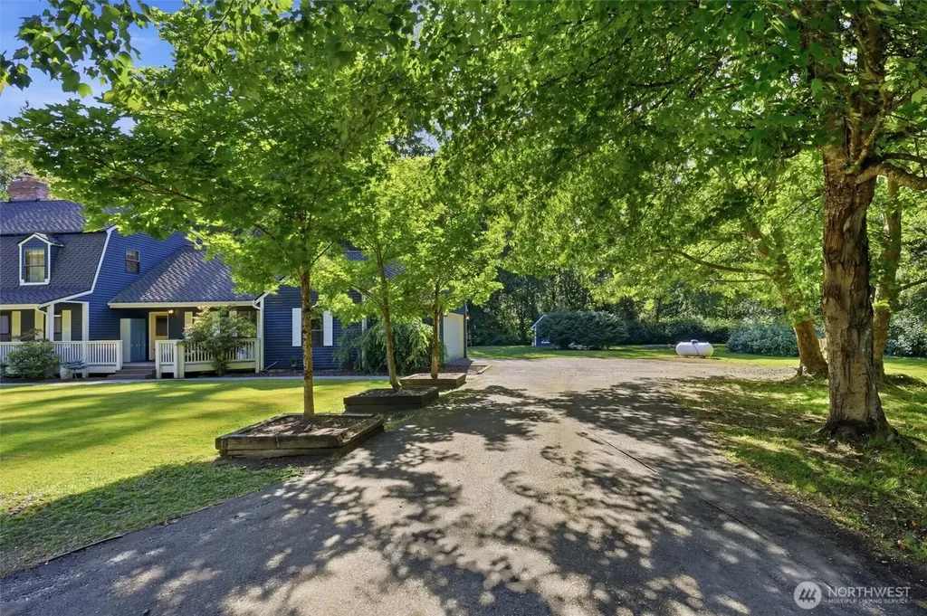 1816 177th Avenue NE Snohomish WA 98290