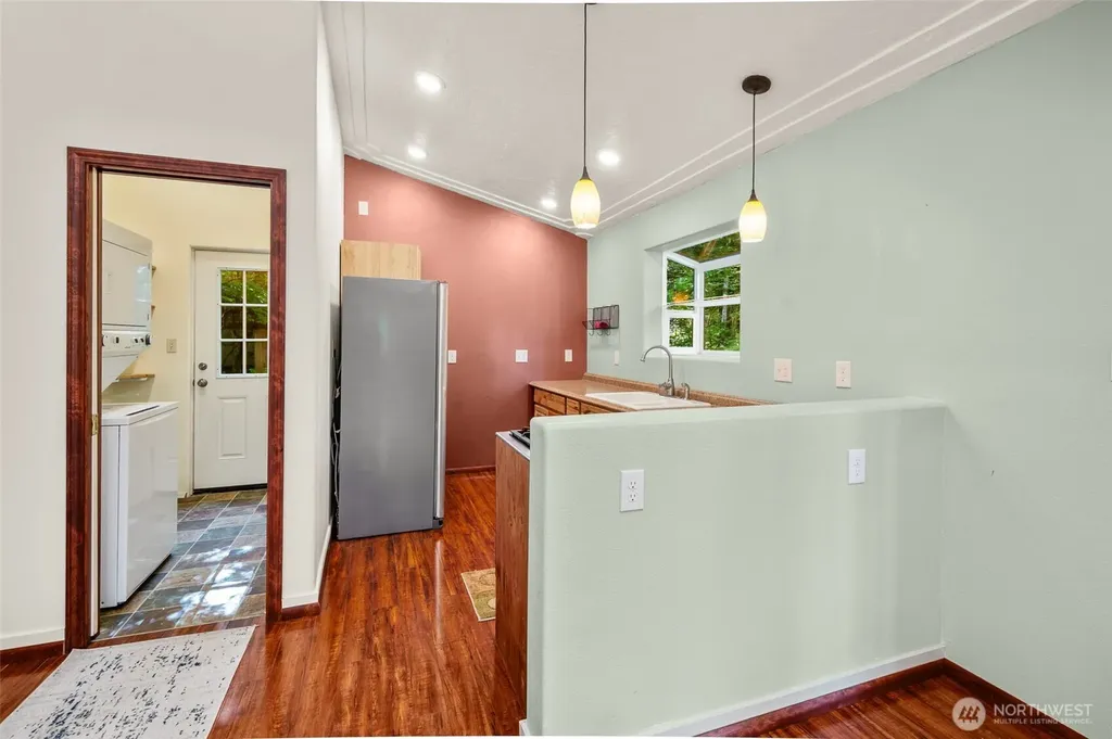 521 N Fairway Drive W Hoodsport WA 98548