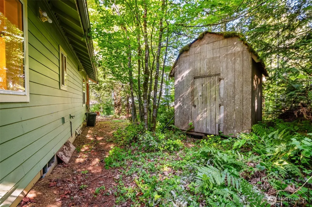 521 N Fairway Drive W Hoodsport WA 98548