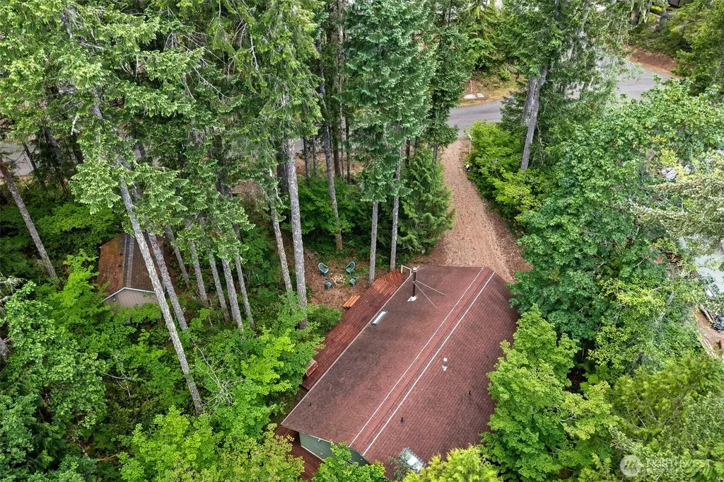 521 N Fairway Drive W Hoodsport WA 98548