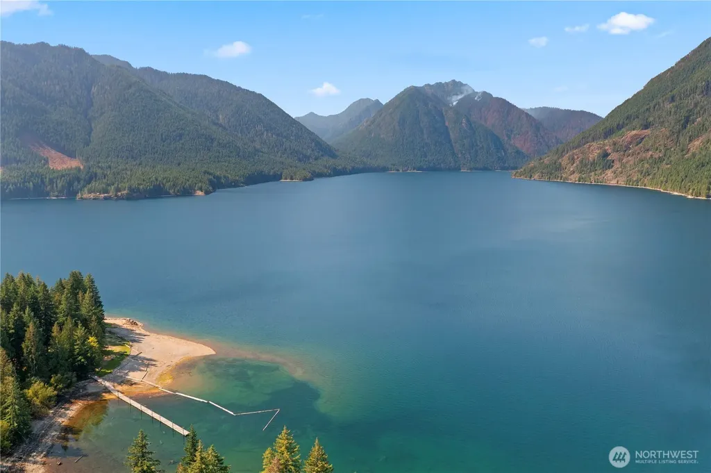 521 N Fairway Drive W Hoodsport WA 98548