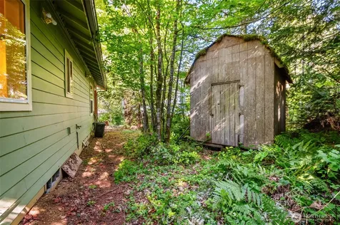 521 N Fairway Drive W Hoodsport WA 98548