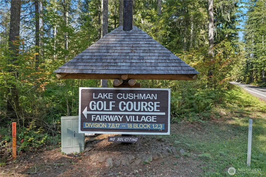 531 N Fairway Drive W Hoodsport WA 98548
