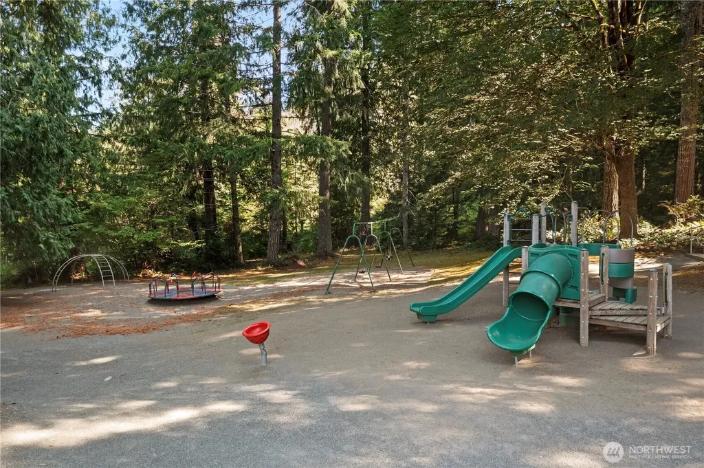 531 N Fairway Drive W Hoodsport WA 98548
