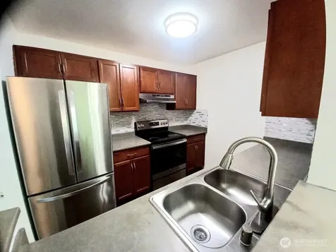 15415 35th Avenue W Lynnwood WA 98087