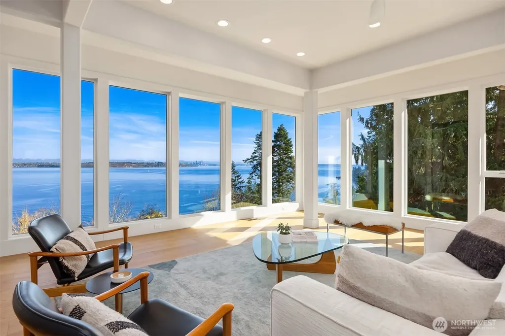 12168 Sunrise Drive NE Bainbridge Island WA 98110
