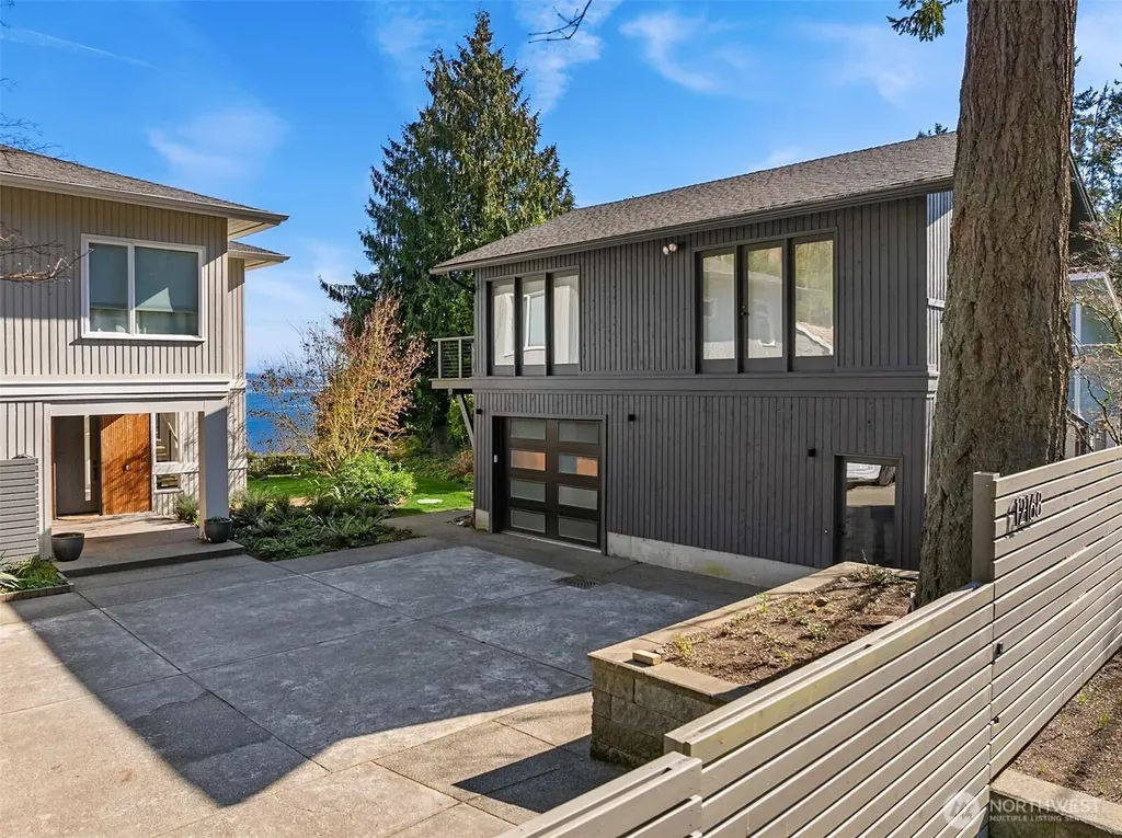 12168 Sunrise Drive NE Bainbridge Island WA 98110
